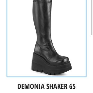 COPY - Demonia Shaker 65